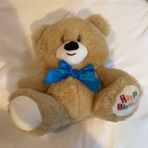 Adorable happy birthday bear